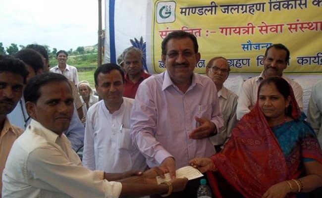 CGM, NABARD, RO Rajasthan and local MLA during inaugural ceremony of Mandali Watershed .